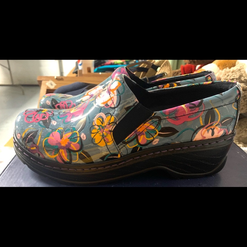 Women’s Klogs